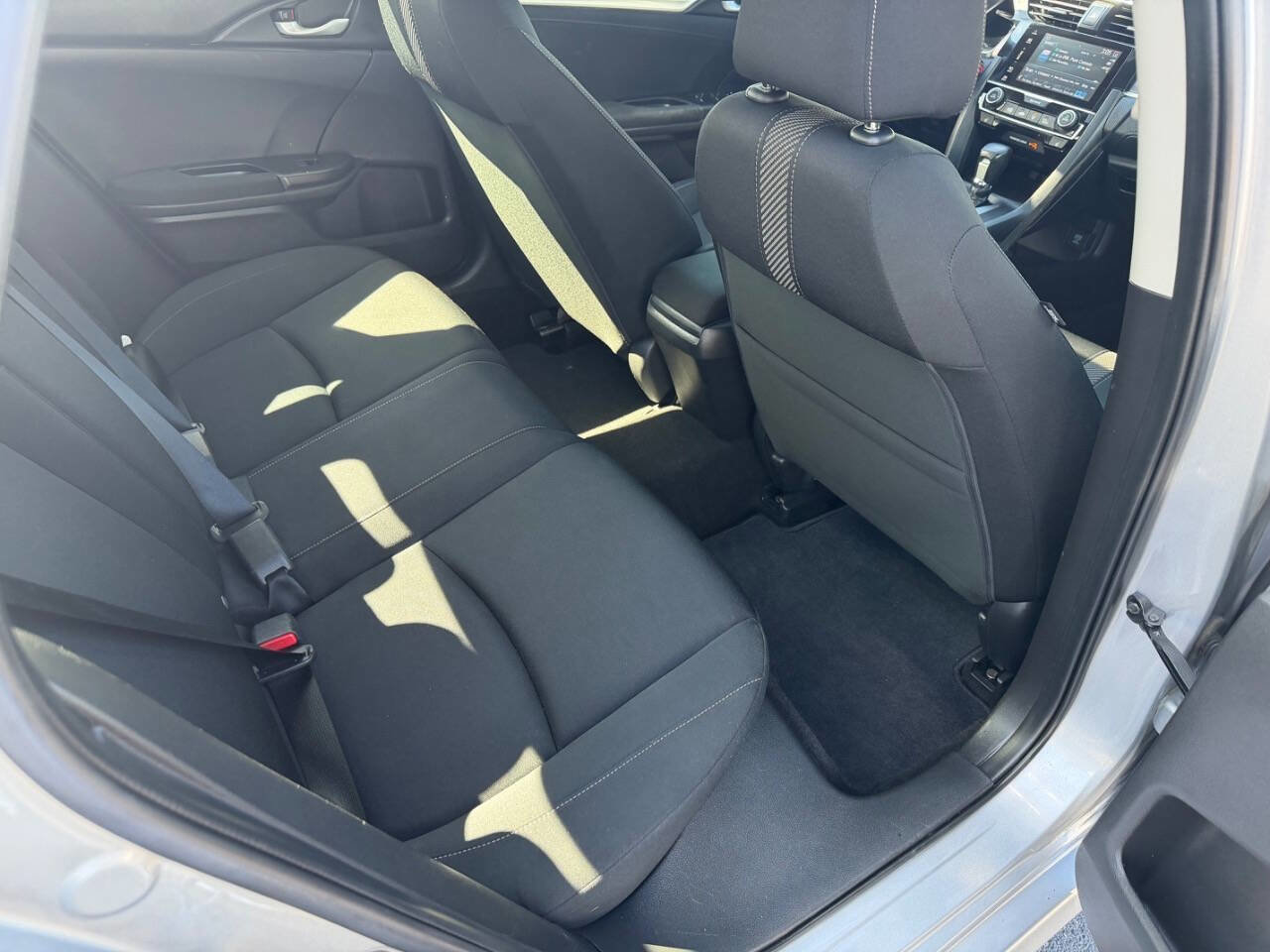 Used 2018 Honda Civic EX-T image 23