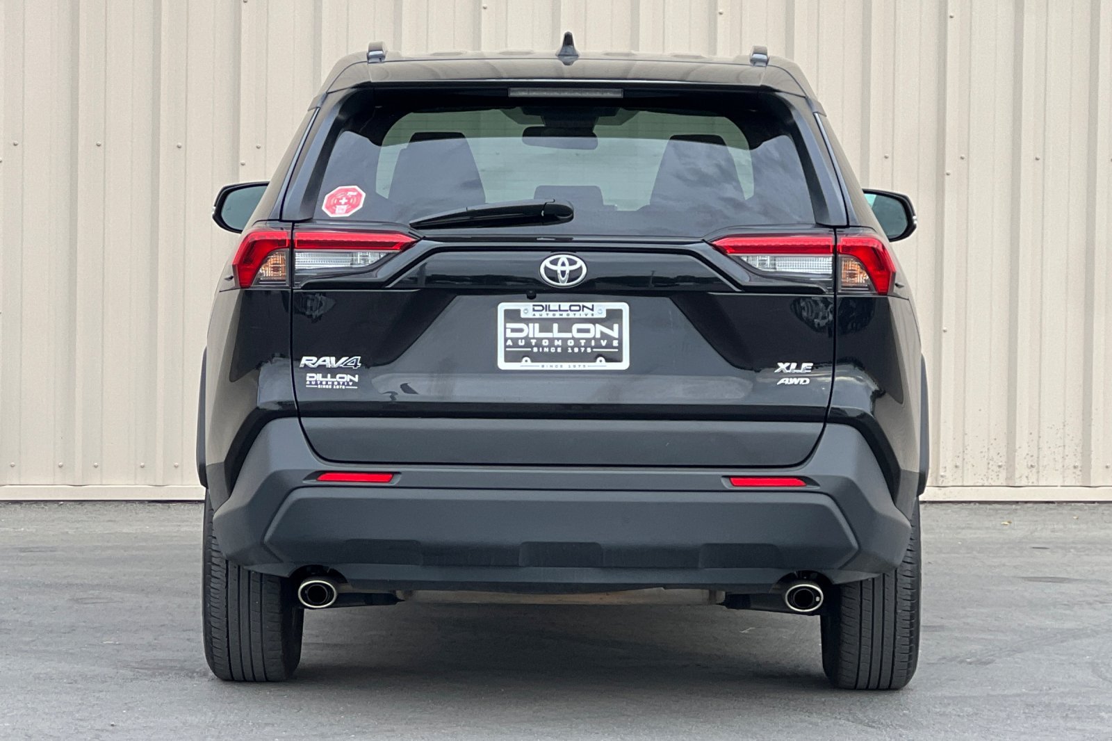 Used 2025 Toyota RAV4 XLE AWD/4WD image 8