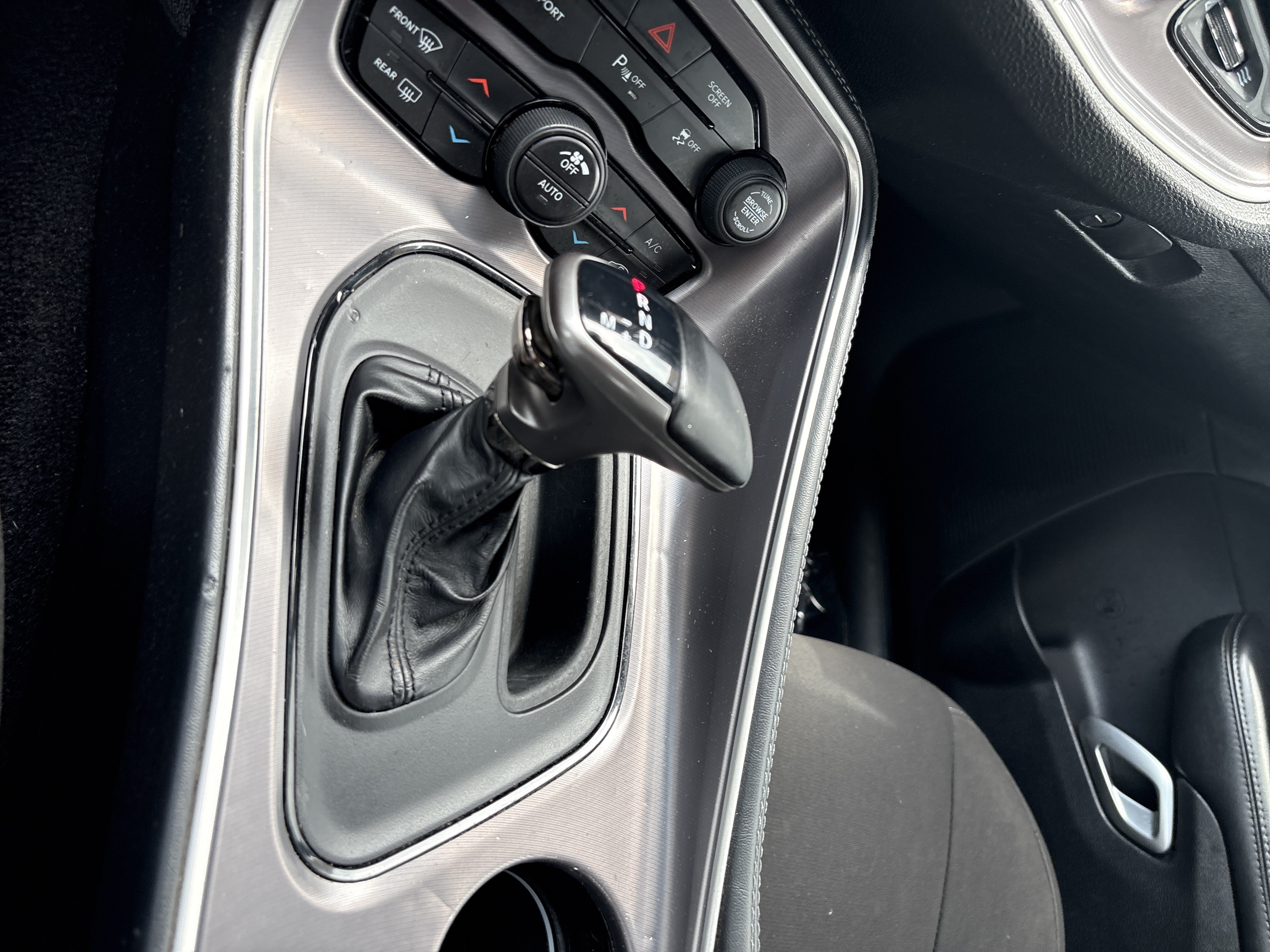 Certified 2021 Dodge Challenger GT RWD image 31