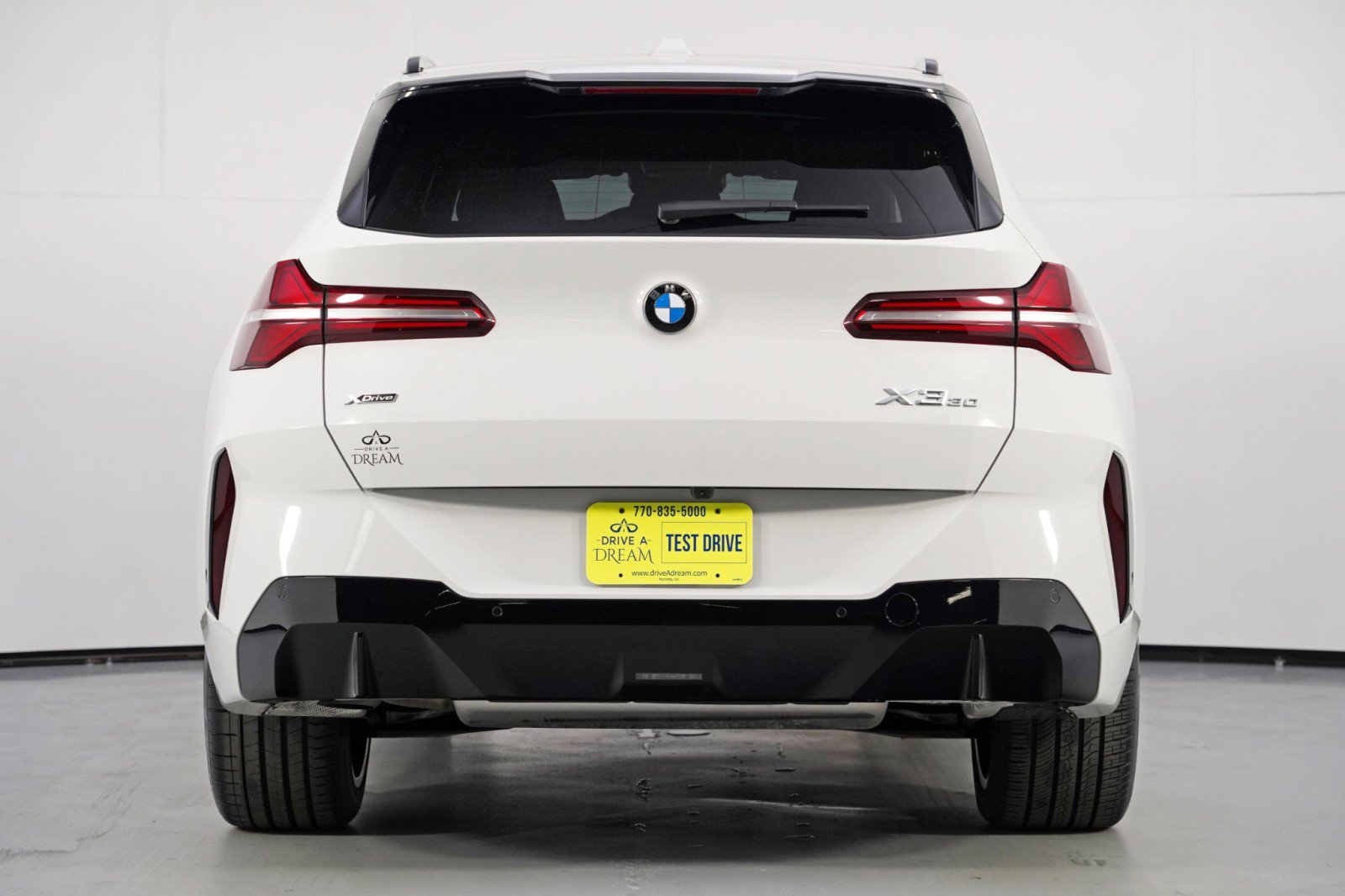 Used 2025 BMW X3 xDrive30i w/ M Sport Package image 11