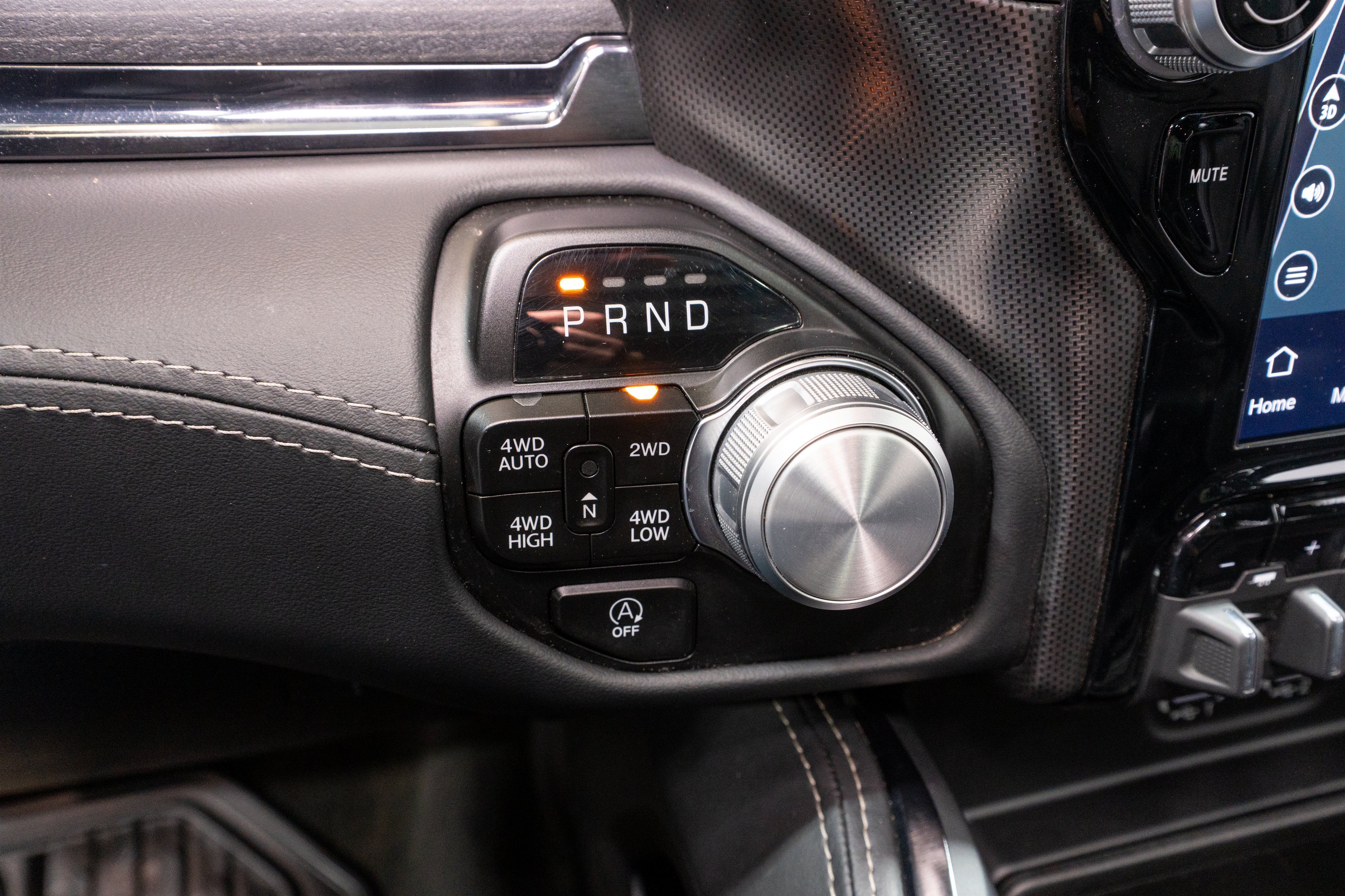 Used 2024 RAM 1500 Limited AWD/4WD image 26