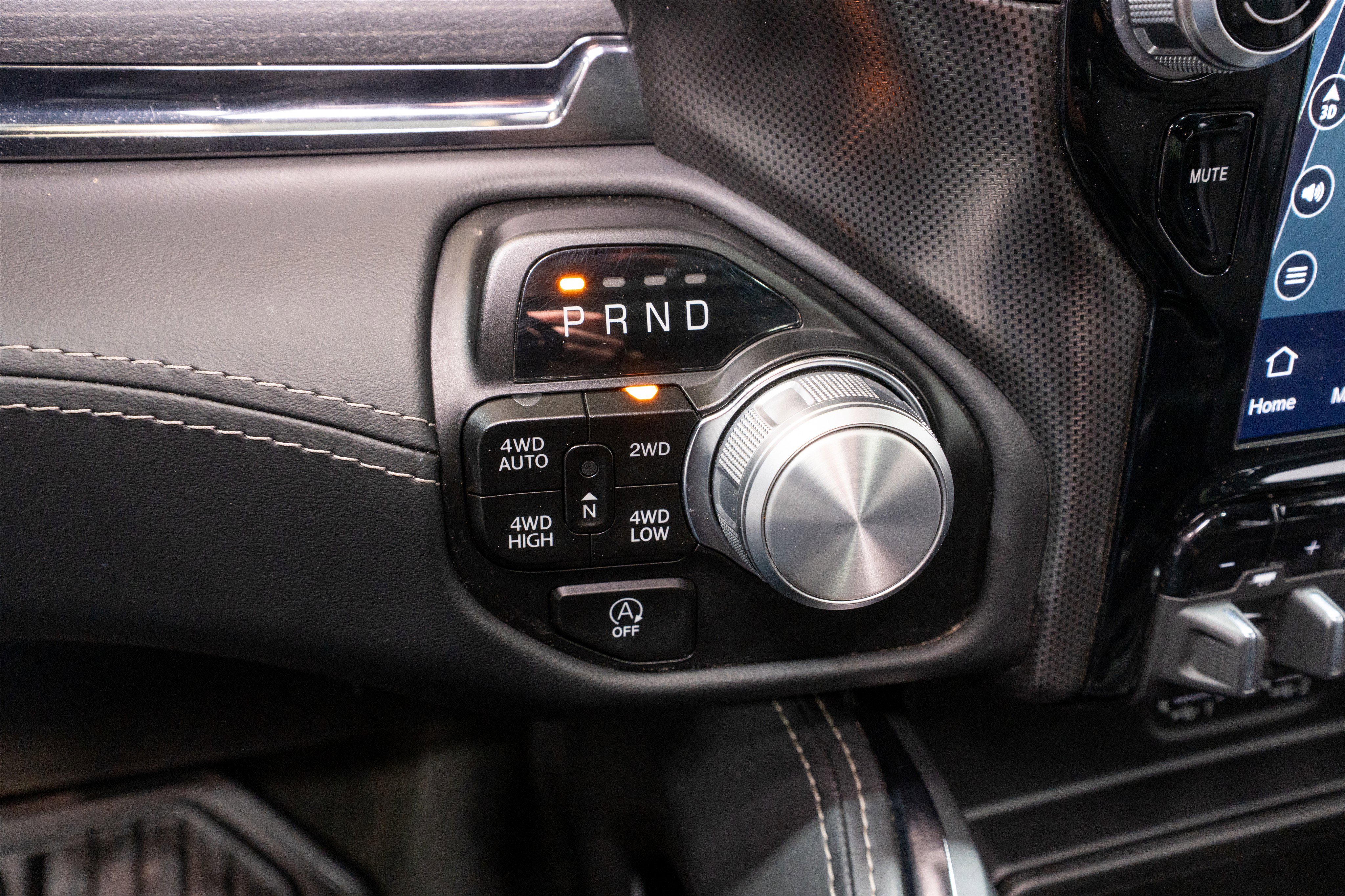 Used 2024 RAM 1500 Limited AWD/4WD image 26