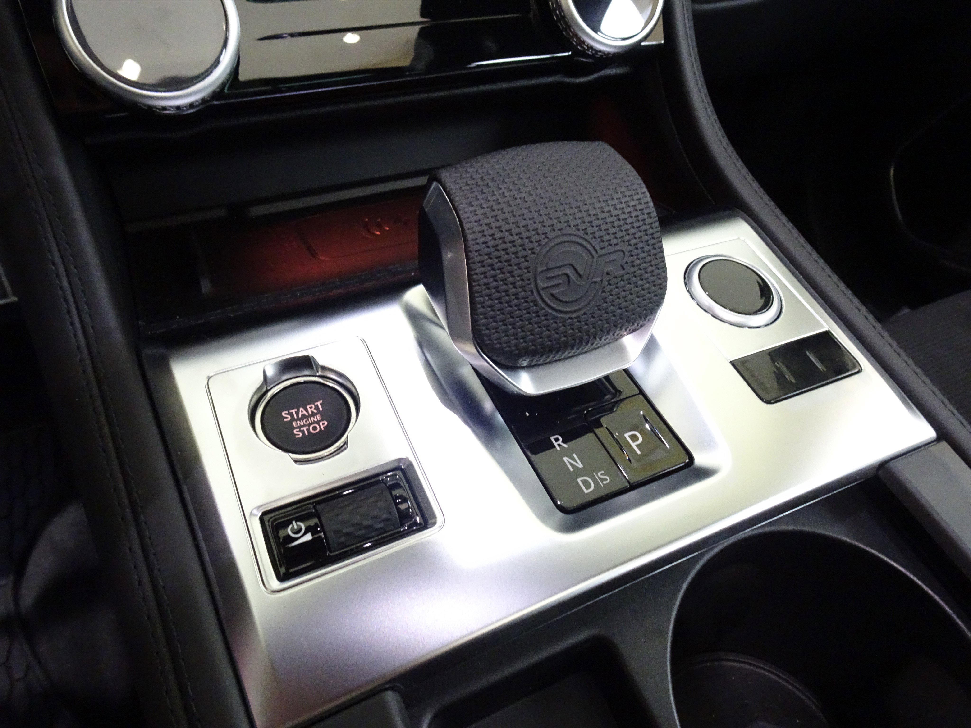 New 2026 Jaguar F-PACE SVR 575 Edition image 29