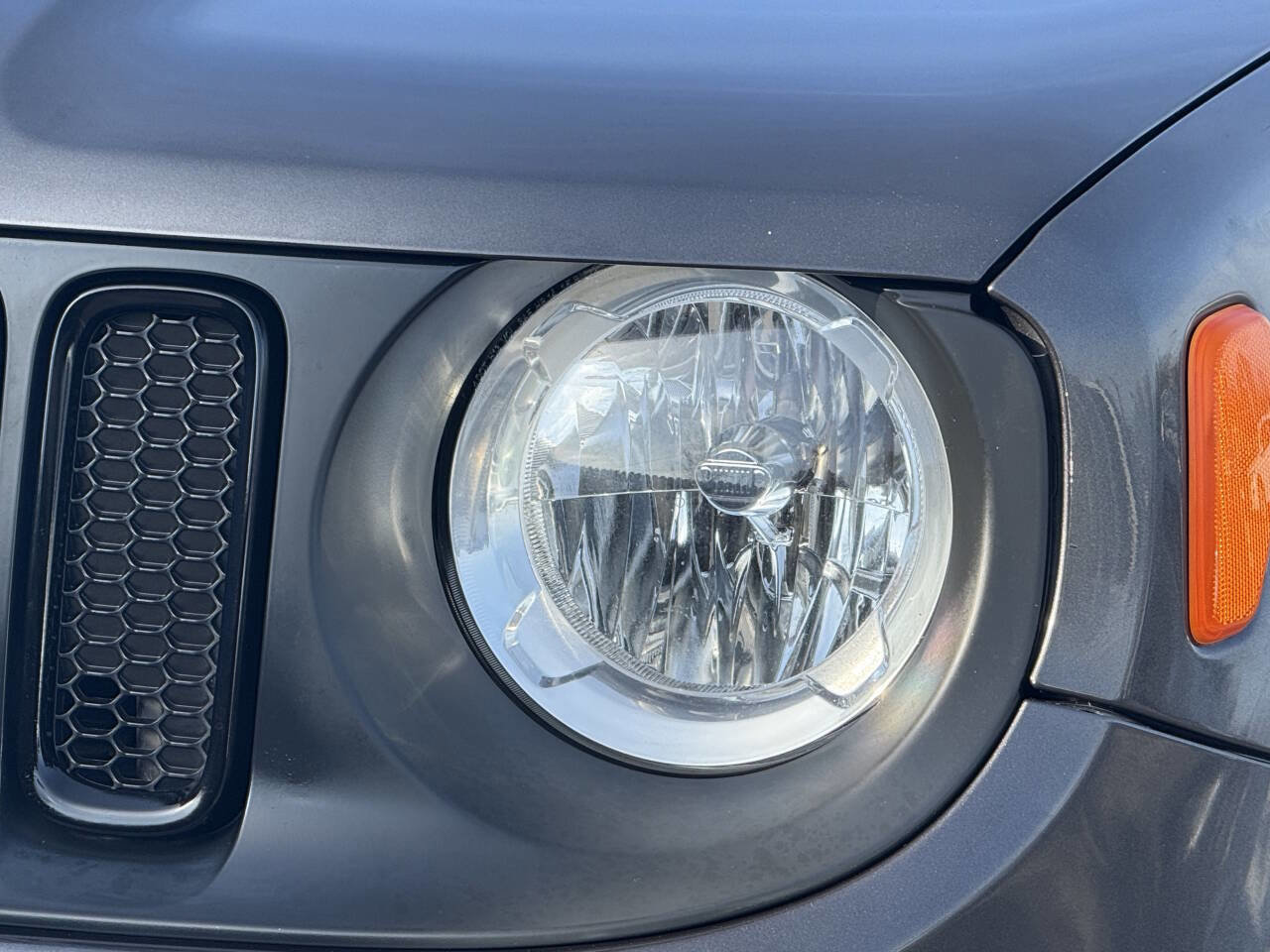 Used 2017 Jeep Renegade Altitude image 20