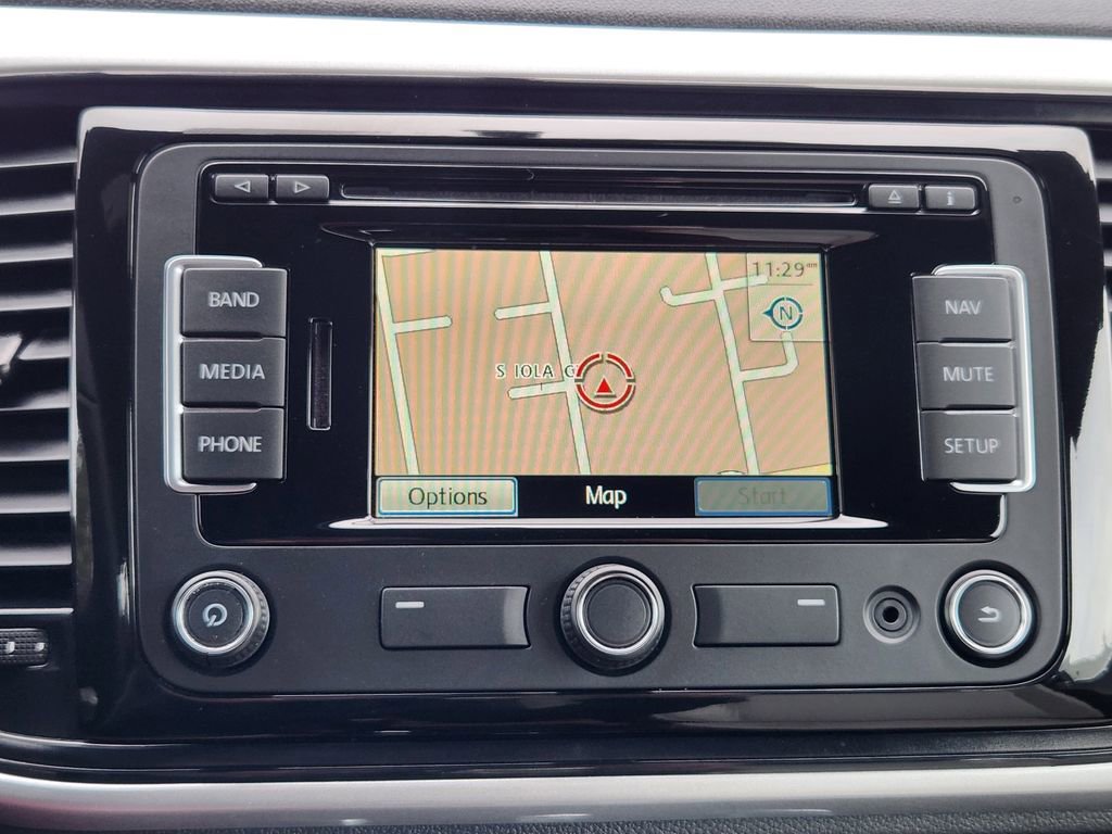 Used 2015 Volkswagen Beetle 1.8T image 21