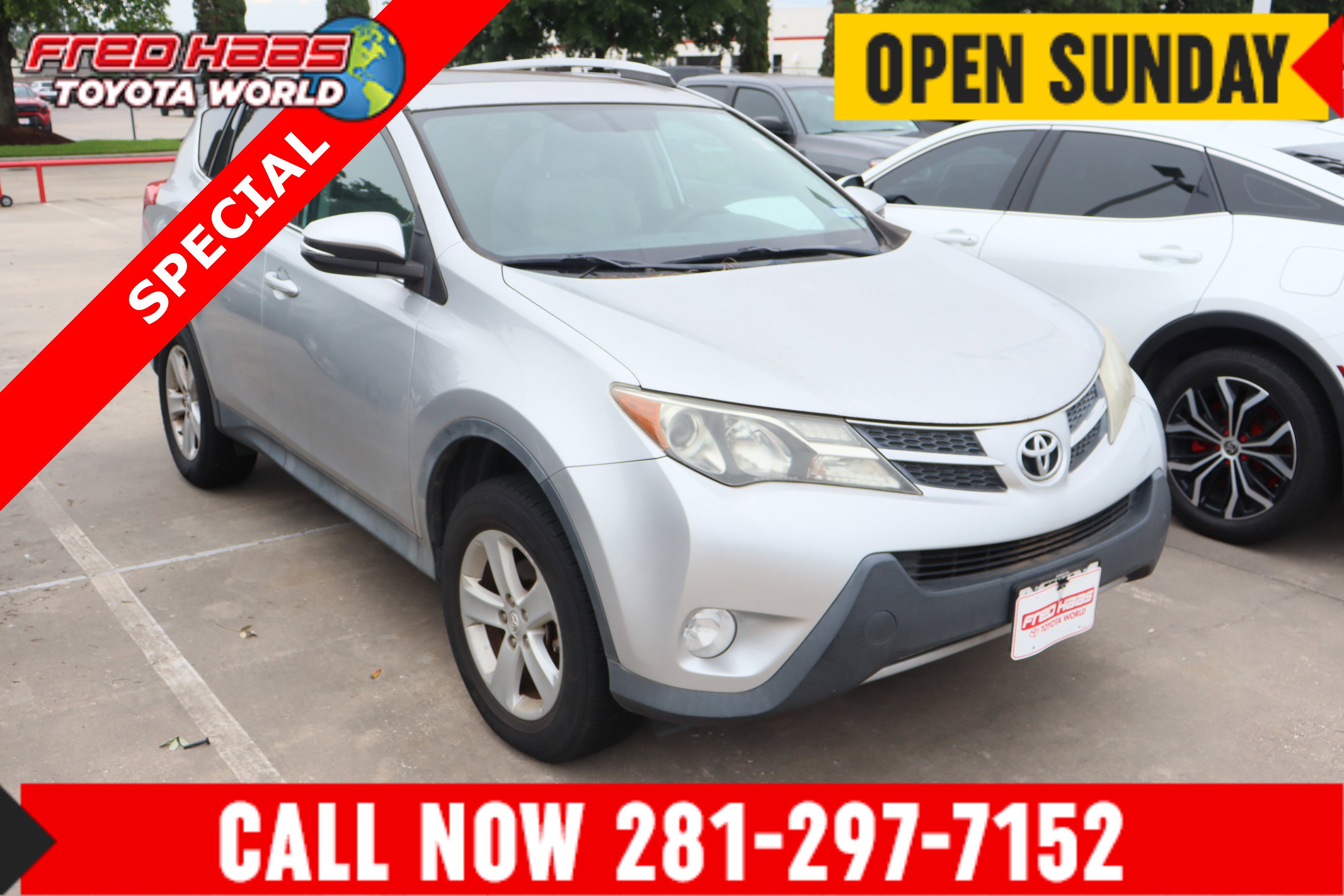 Used 2014 Toyota RAV4 XLE FWD image 1