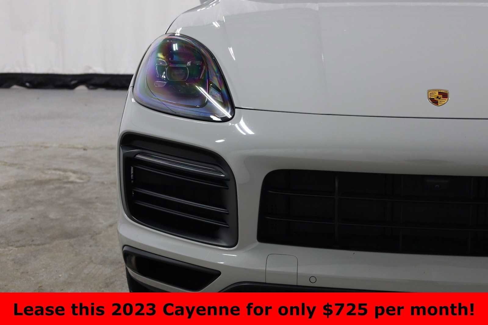 Certified 2023 Porsche Cayenne Platinum Edition image 15