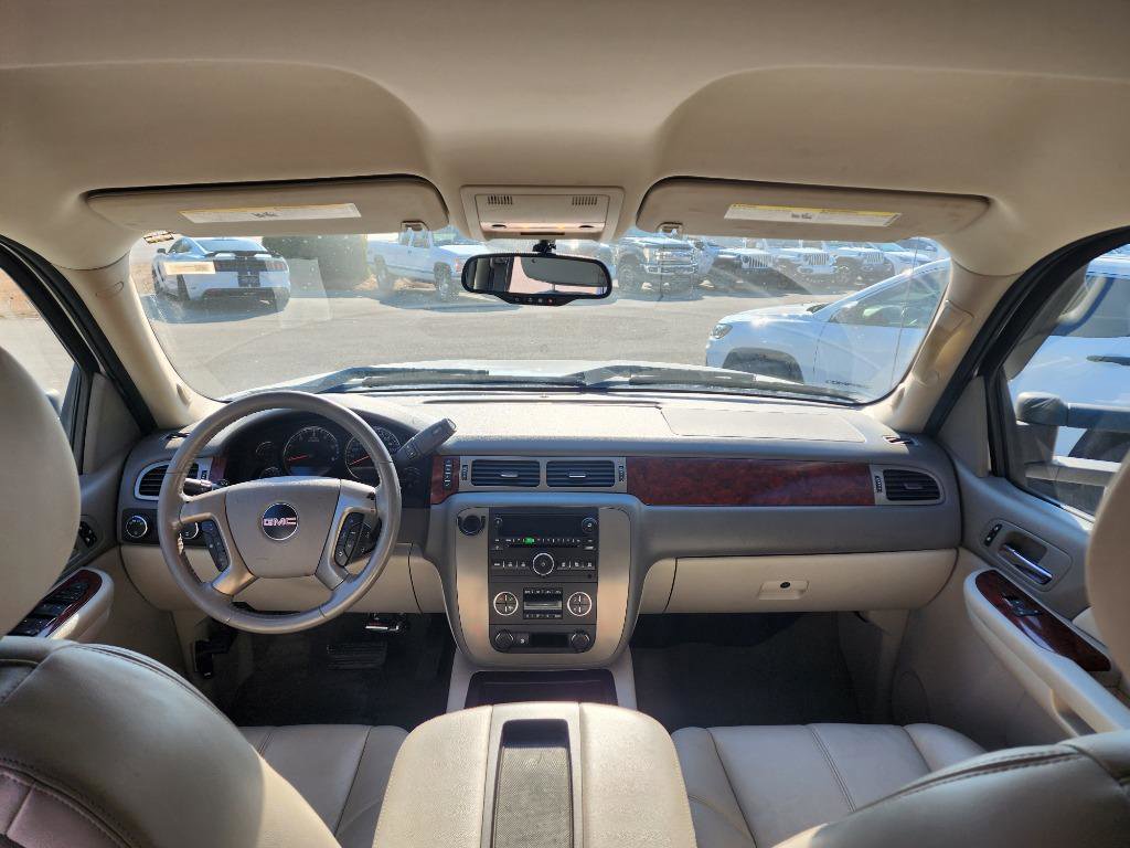 Used 2009 GMC Sierra 1500 SLT w/ Suspension Package, Off-Road image 12