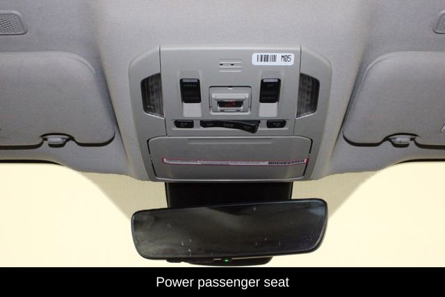 Used 2023 Toyota Highlander XLE image 29