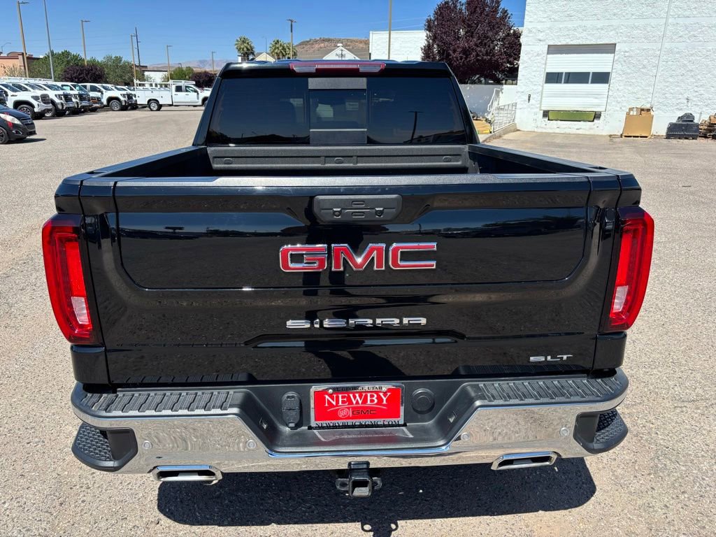 Used 2022 GMC Sierra 1500 SLT w/ SLT Premium Plus Package AWD/4WD image 6