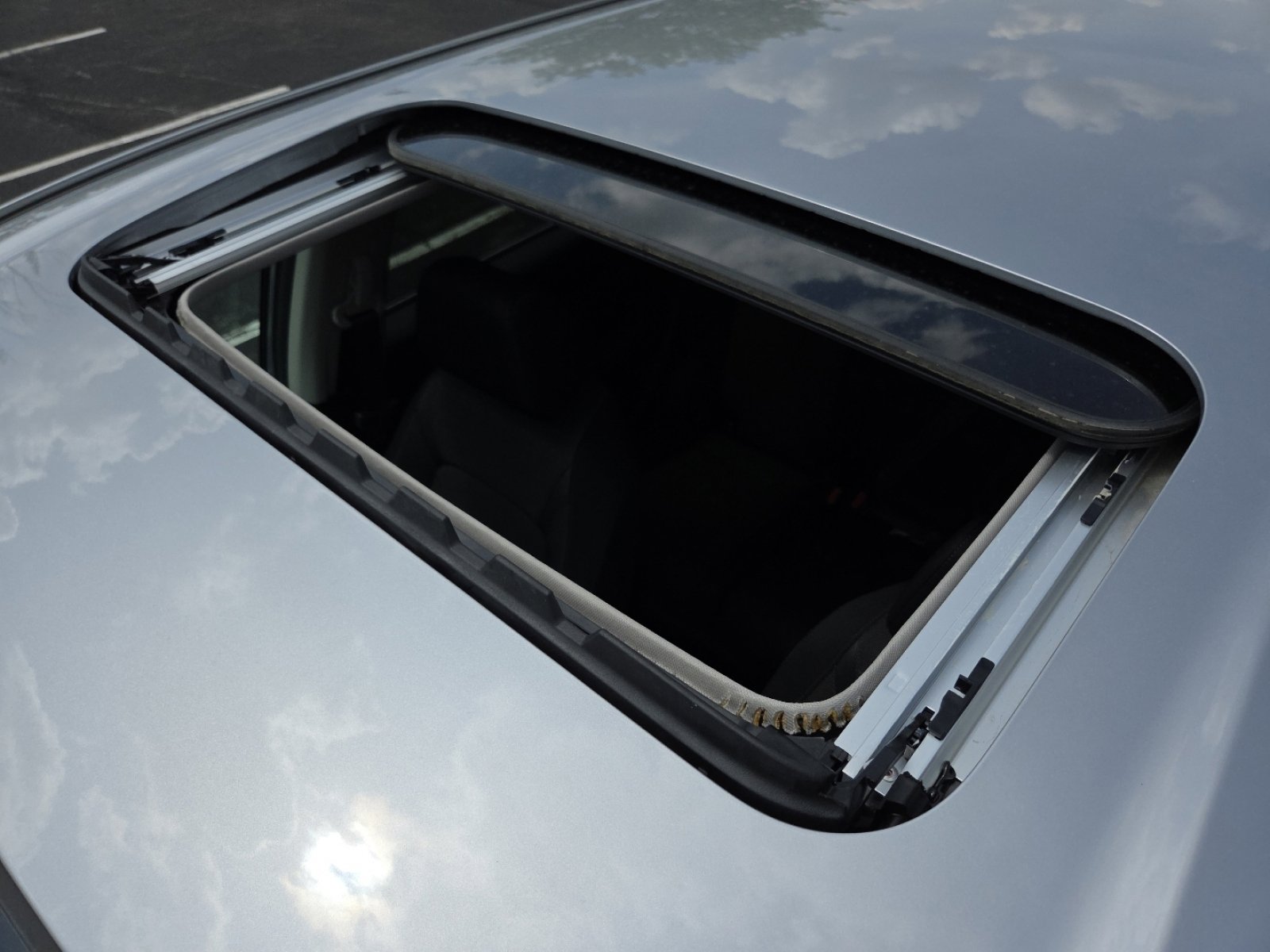 Certified 2024 Honda CR-V EX image 4