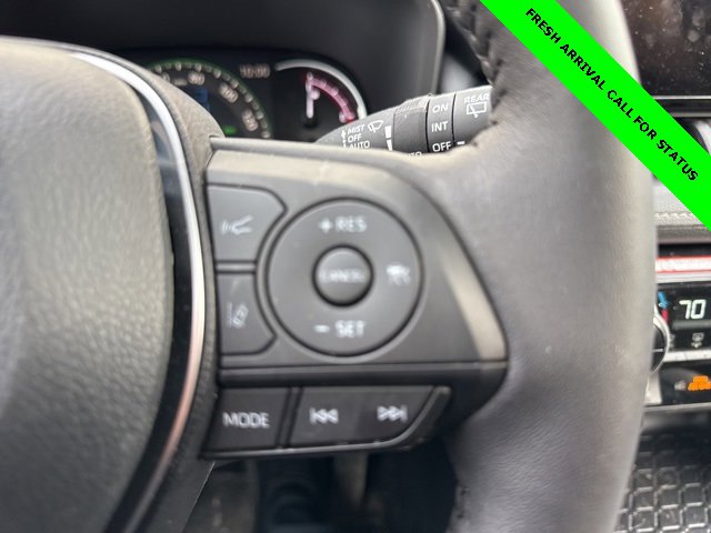 Used 2025 Toyota RAV4 XLE w/ Convenience Package image 24