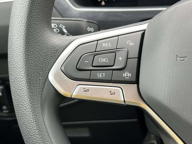 Used 2022 Volkswagen Tiguan S image 19