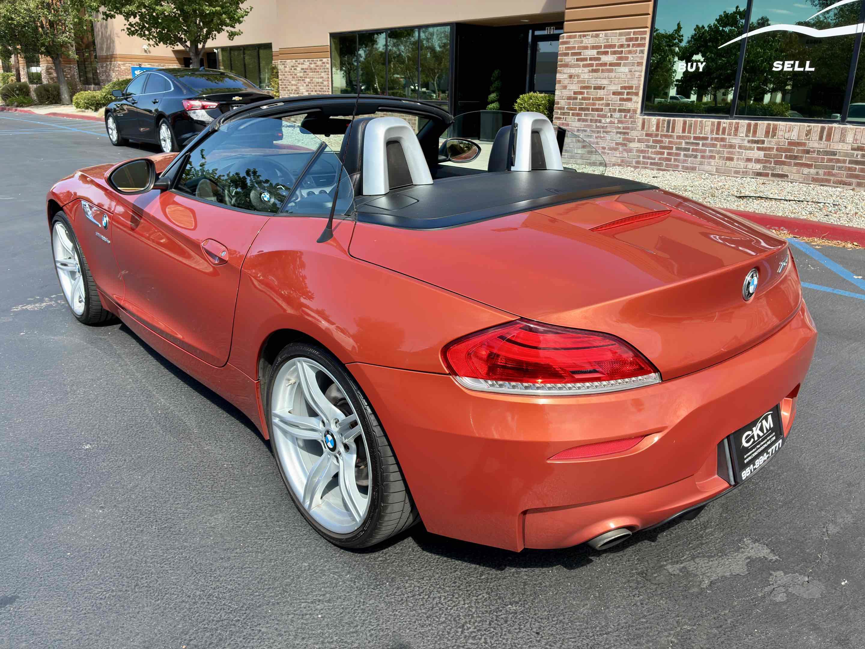 Used 2014 BMW Z4 sDrive35is RWD image 10