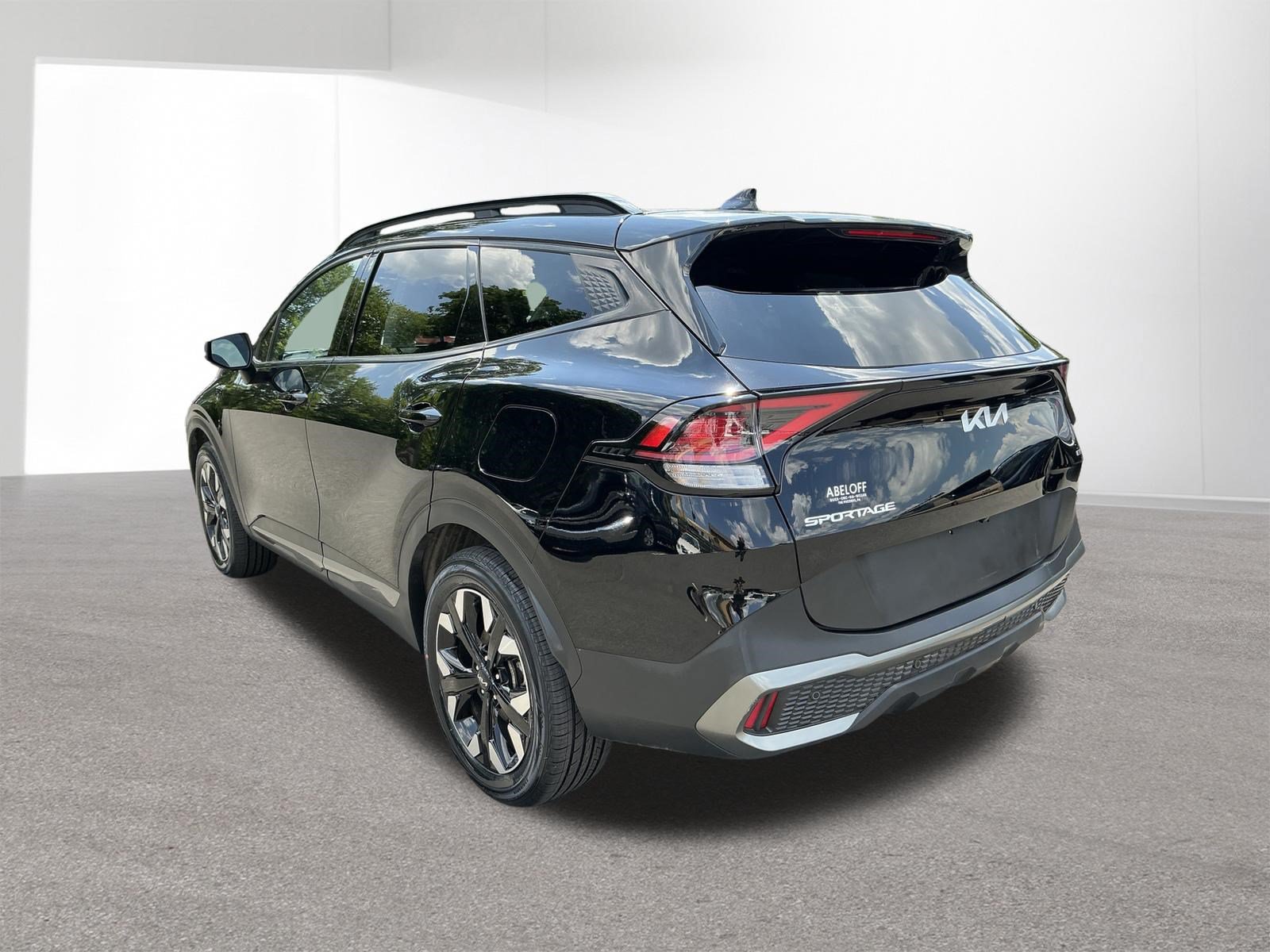Certified 2023 Kia Sportage X-Line w/ X-Line Premium Package AWD/4WD image 5