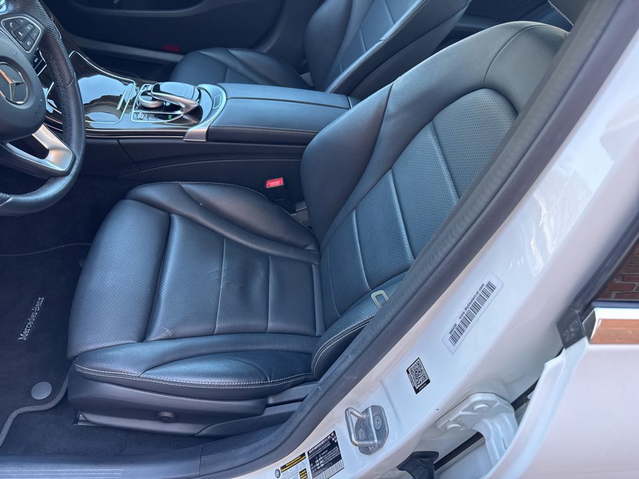 Used 2017 Mercedes-Benz C 300 4MATIC Sedan image 18