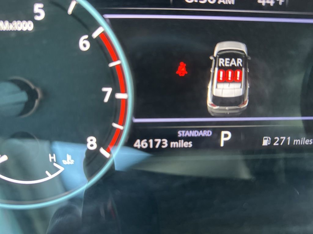 Used 2023 Nissan Rogue S image 11