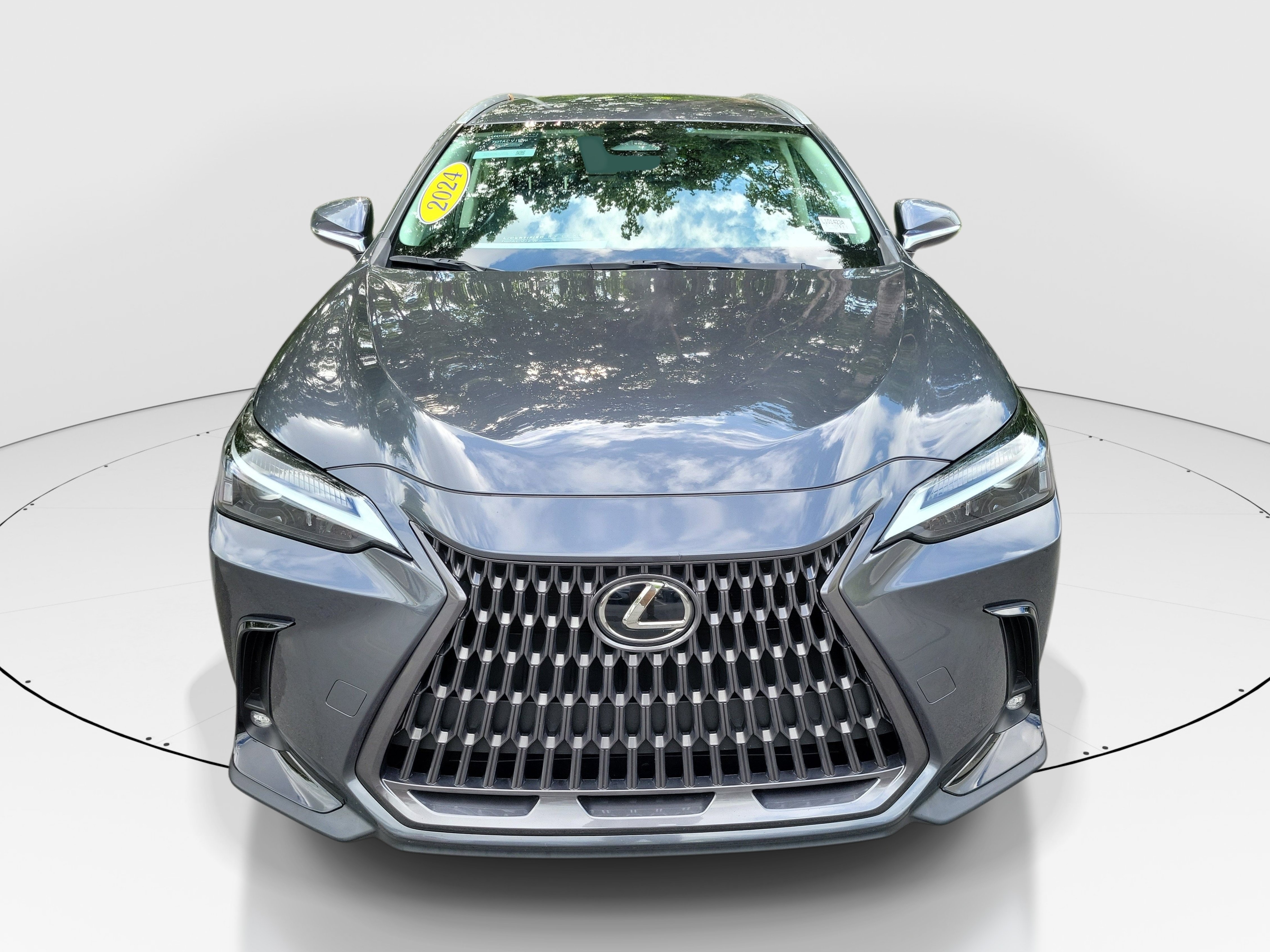Used 2024 Lexus NX 250 FWD w/ Towing Package (2000 Lbs) image 2