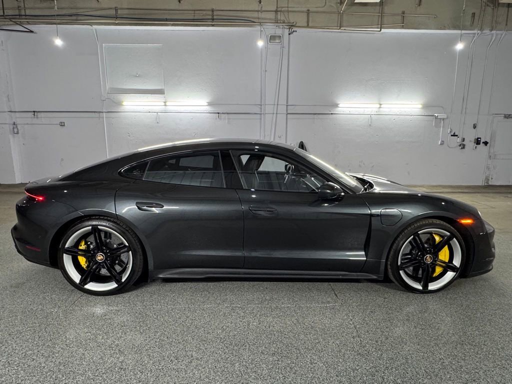 Used 2020 Porsche Taycan Turbo S image 10