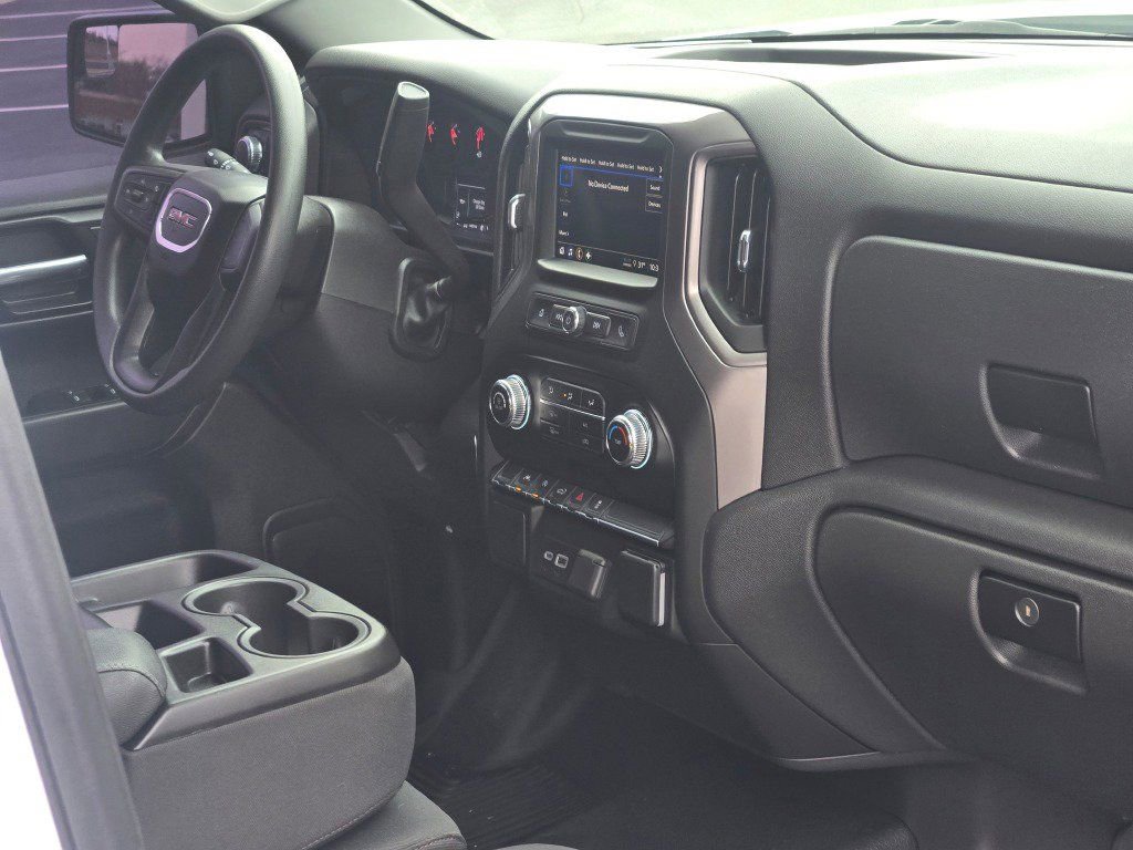 Used 2024 GMC Sierra 1500 Pro w/ Pro Value Package AWD/4WD image 8