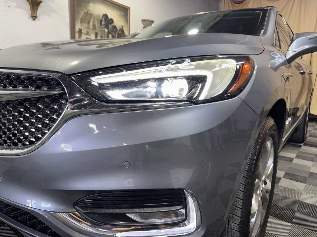 Used 2020 Buick Enclave Avenir FWD image 6