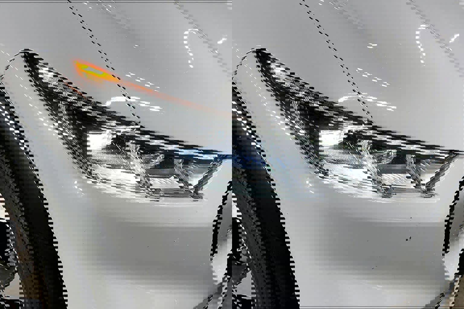 Used 2021 Ford Mustang Mach-E Premium image 30