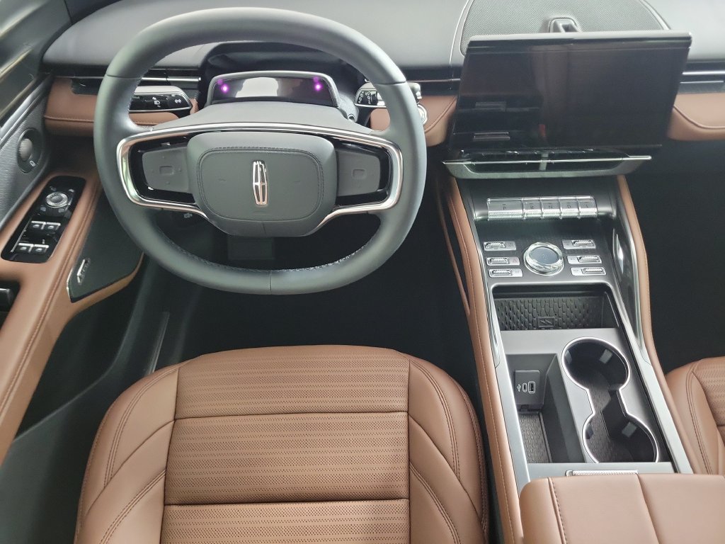 New 2026 Lincoln Nautilus Reserve AWD/4WD image 10