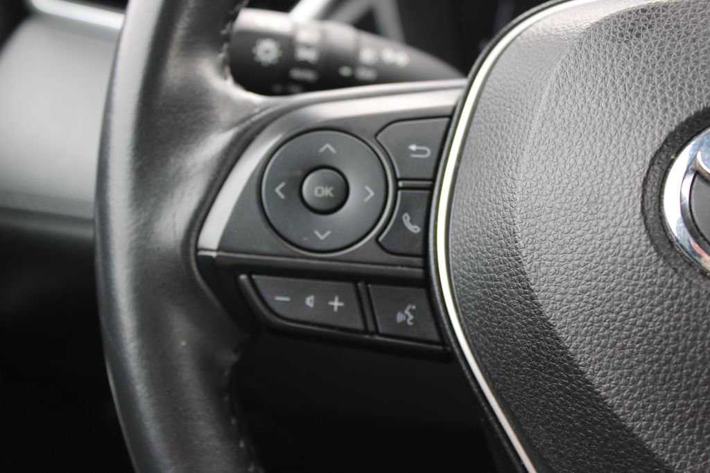 Used 2024 Toyota Corolla Cross XLE image 34