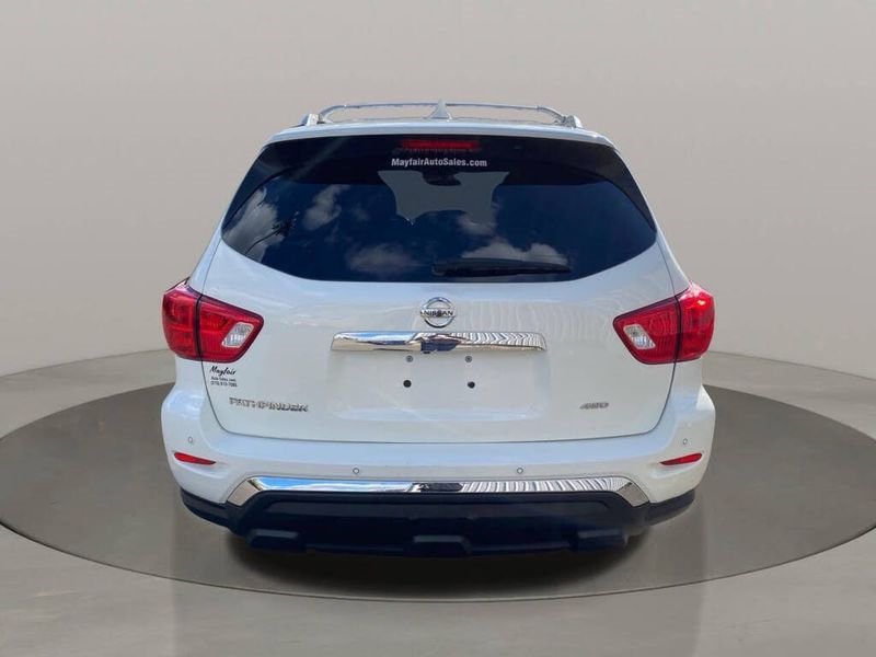 Used 2019 Nissan Pathfinder S image 5
