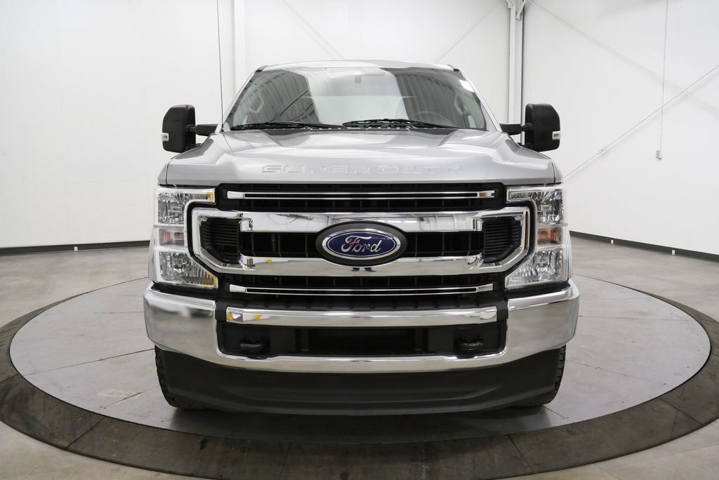 Used 2020 Ford F250 XLT image 2