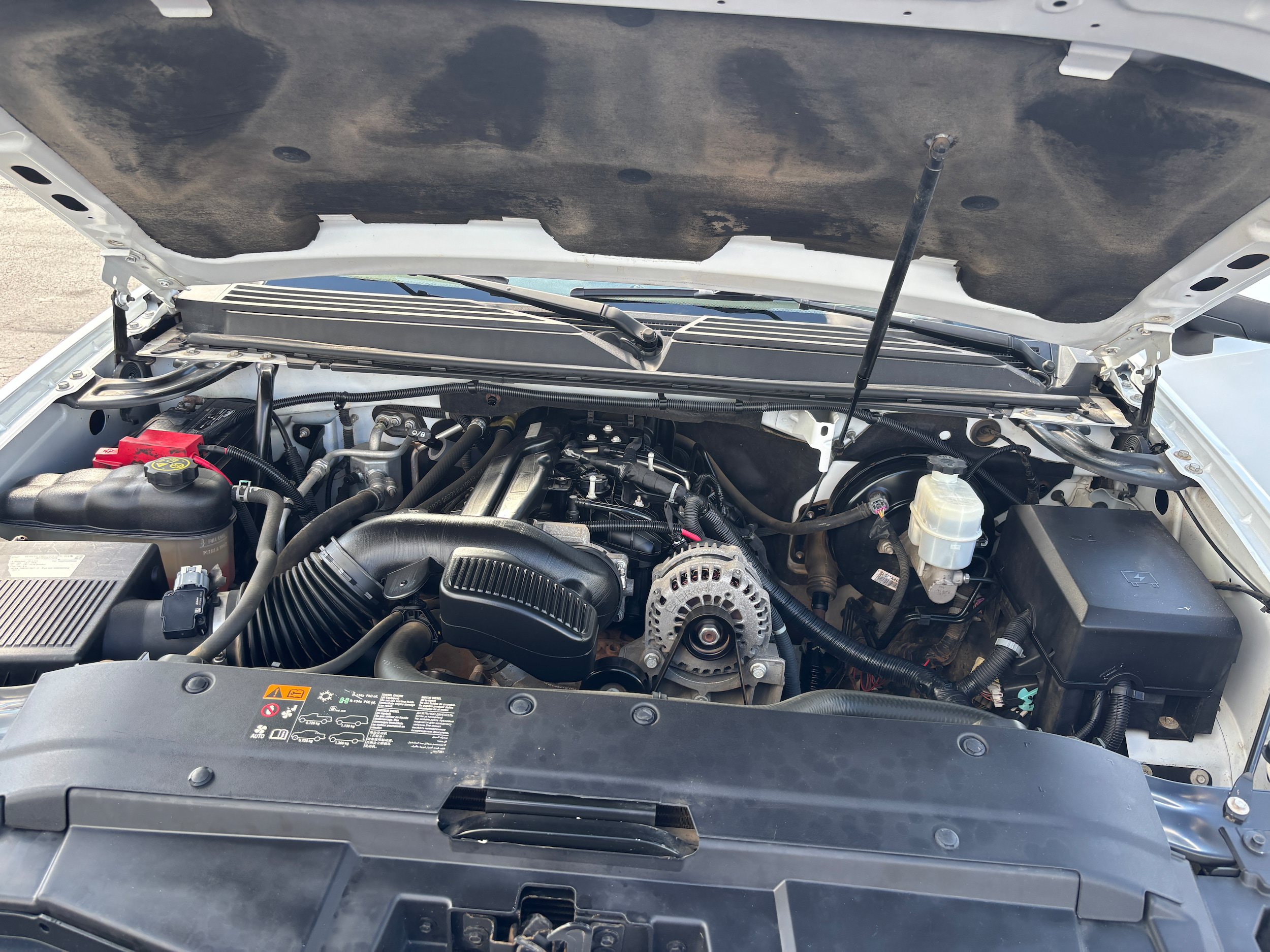 Used 2013 Chevrolet Tahoe LS AWD/4WD image 16