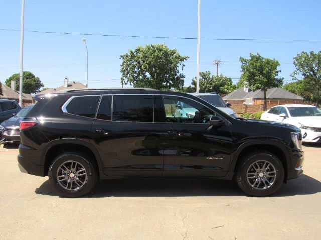 Used 2025 GMC Acadia Elevation image 5