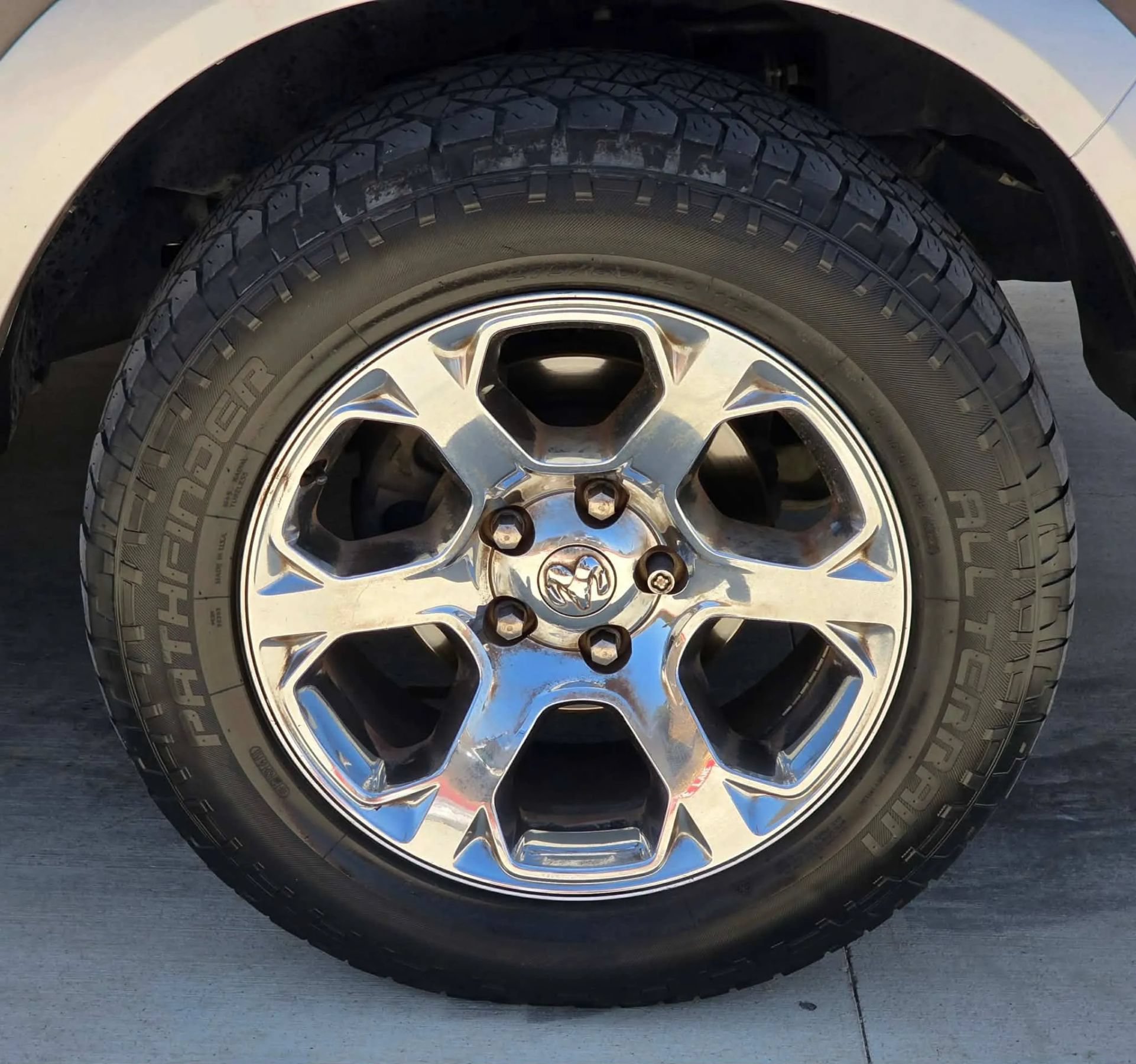 Used 2016 RAM 1500 Laramie w/ Convenience Group AWD/4WD image 39
