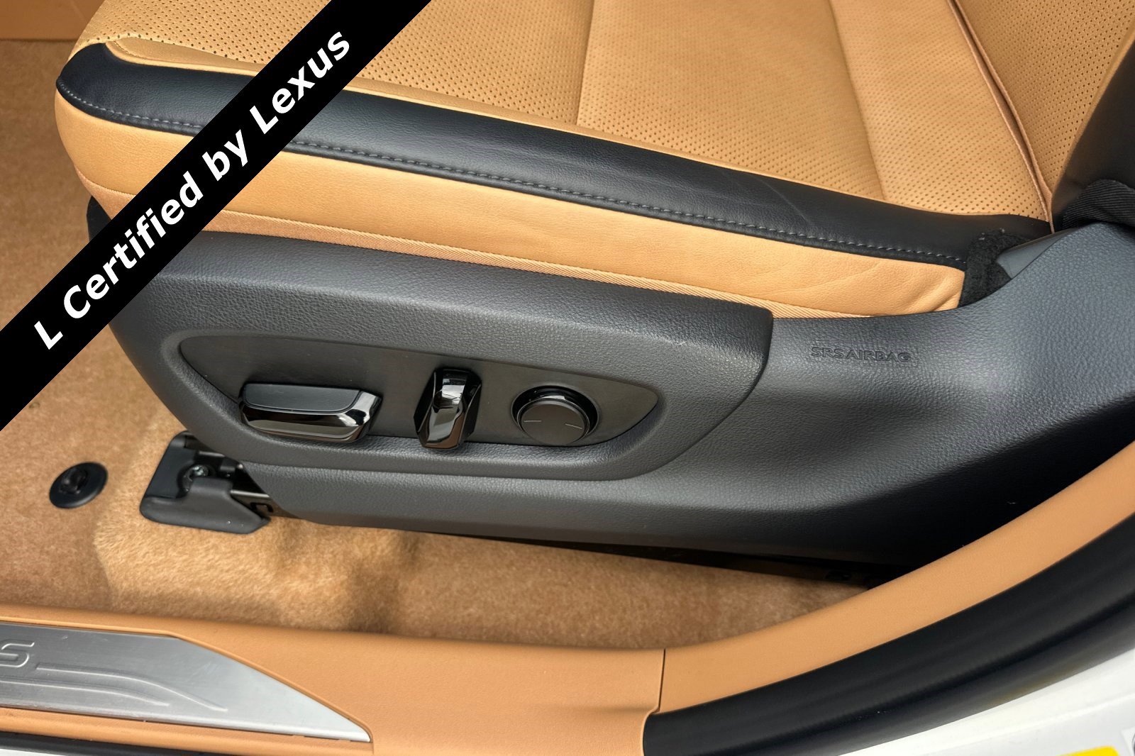 Used 2025 Lexus RZ 300e image 15