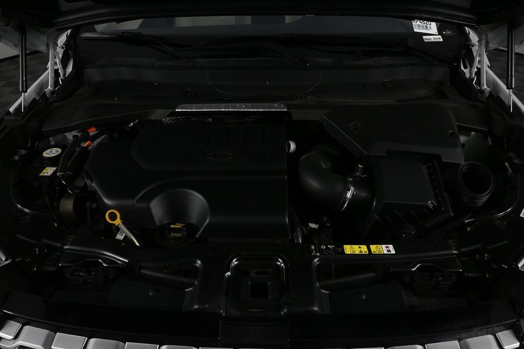 Used 2021 Land Rover Discovery Sport SE image 31