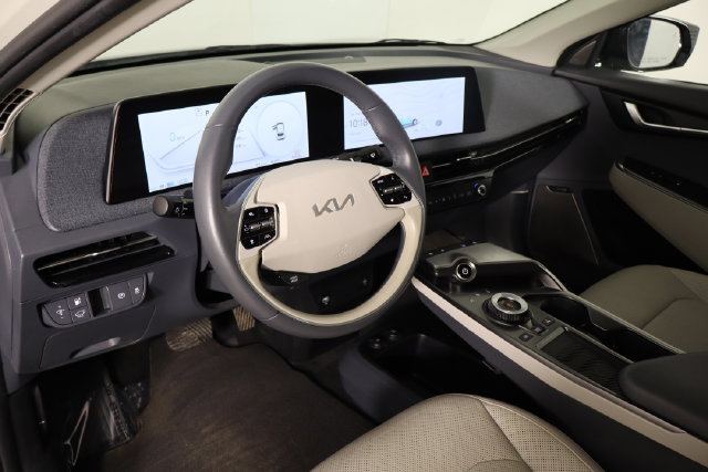 Used 2024 Kia EV6 Wind w/ Wind Technology Package RWD image 32