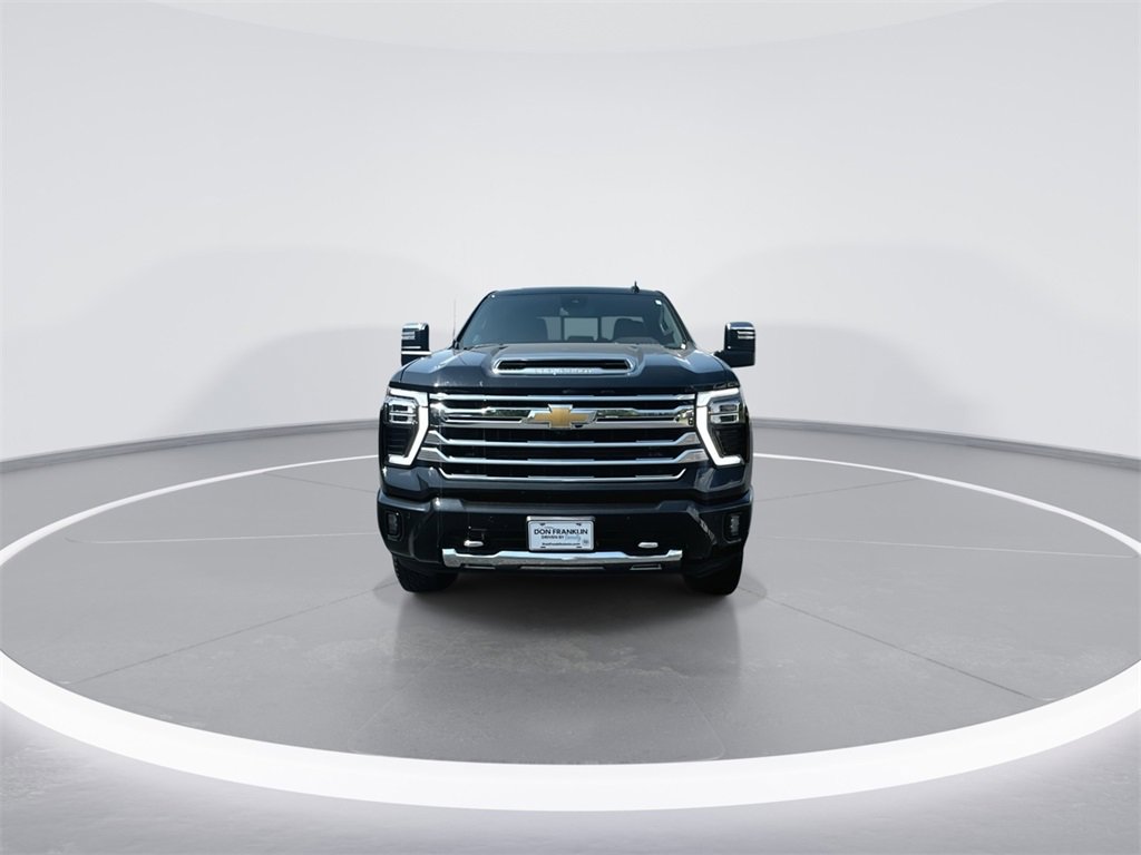 Used 2024 Chevrolet Silverado 2500 High Country w/ Z71 Off-Road Package image 3