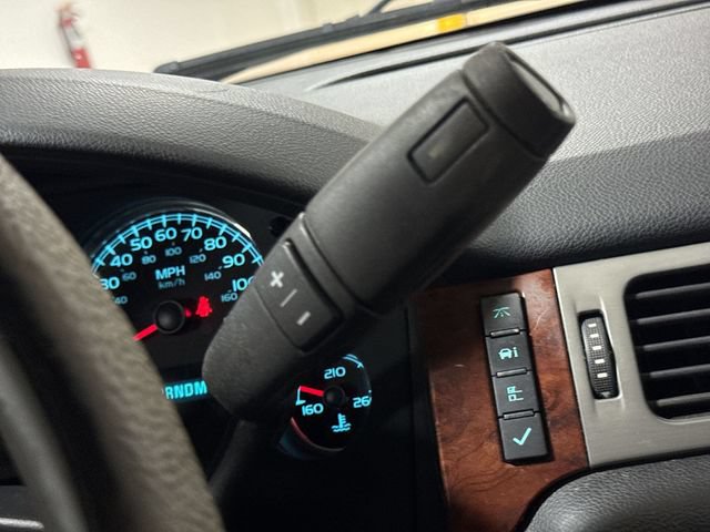 Used 2013 GMC Yukon SLT AWD/4WD image 17