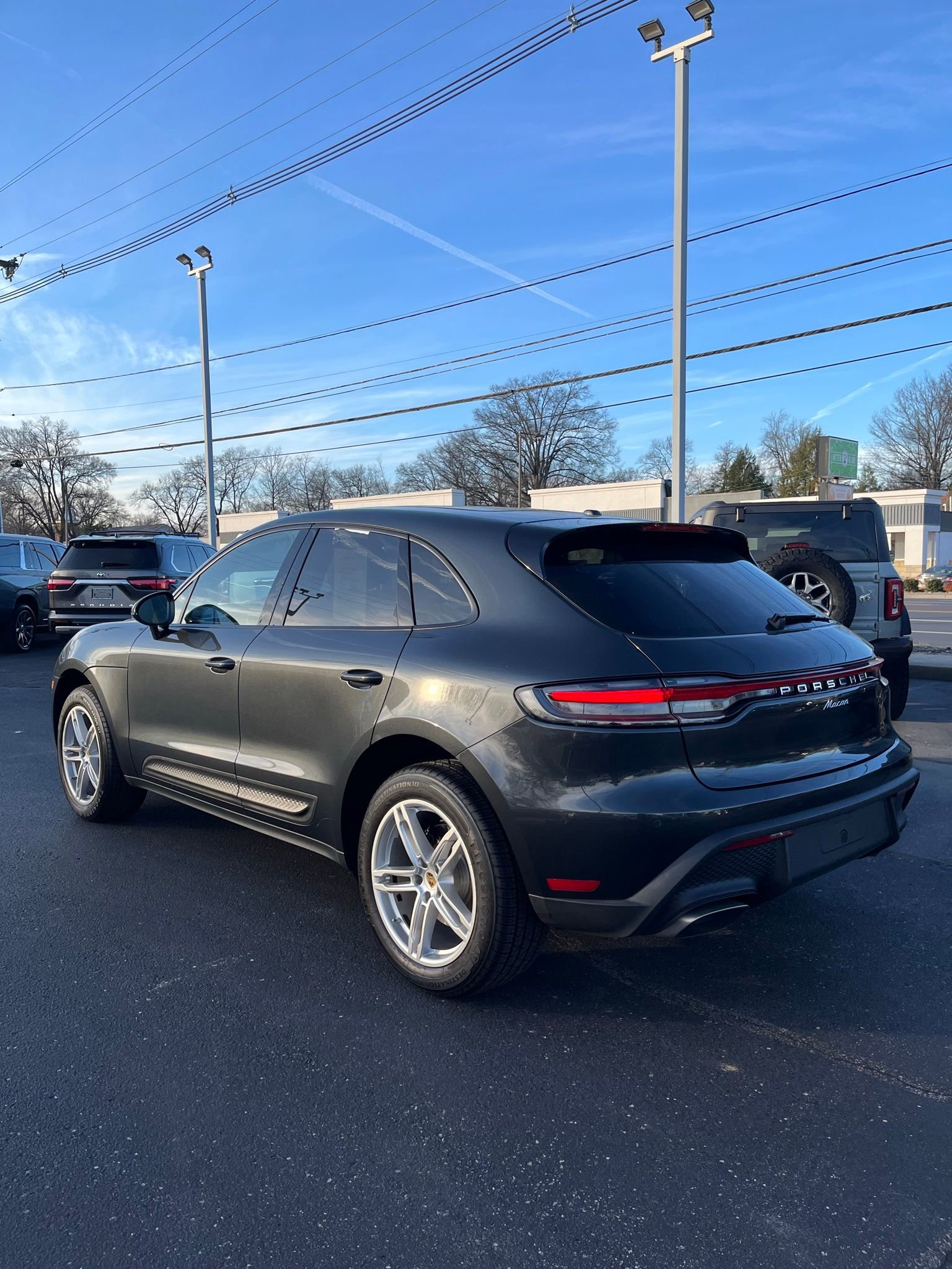 Used 2022 Porsche Macan image 5