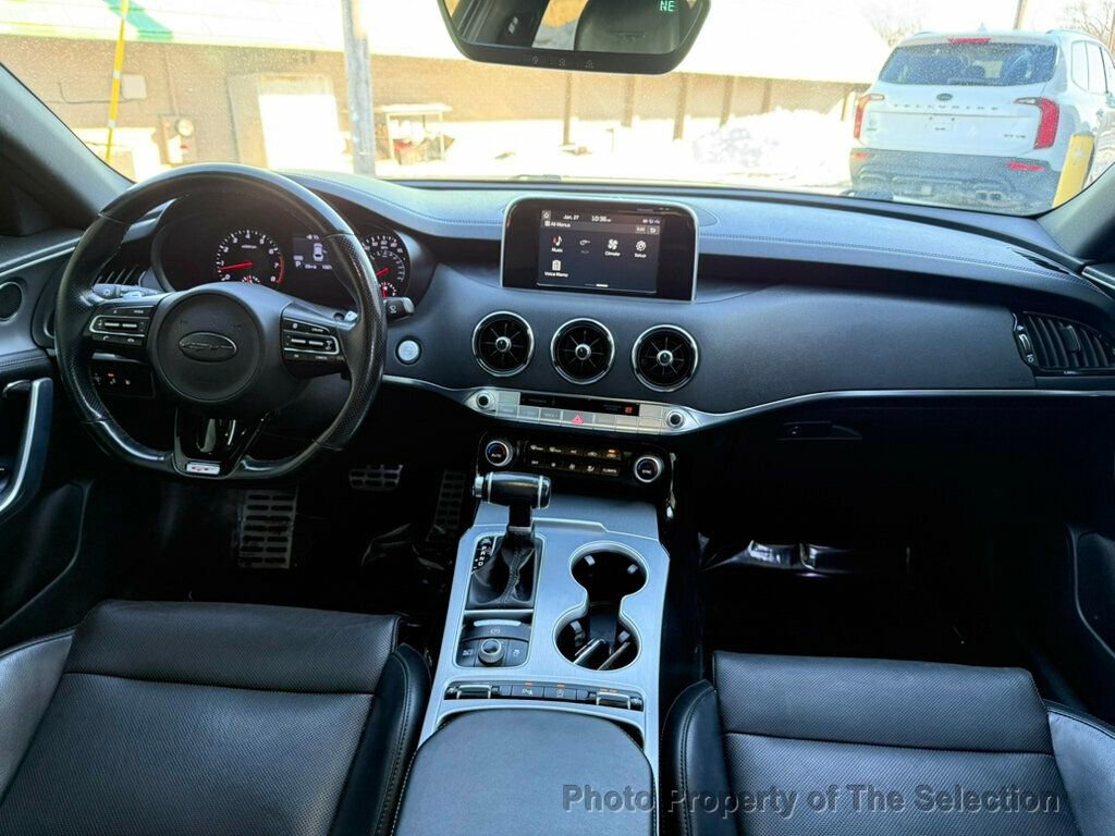 Used 2019 Kia Stinger GT image 19