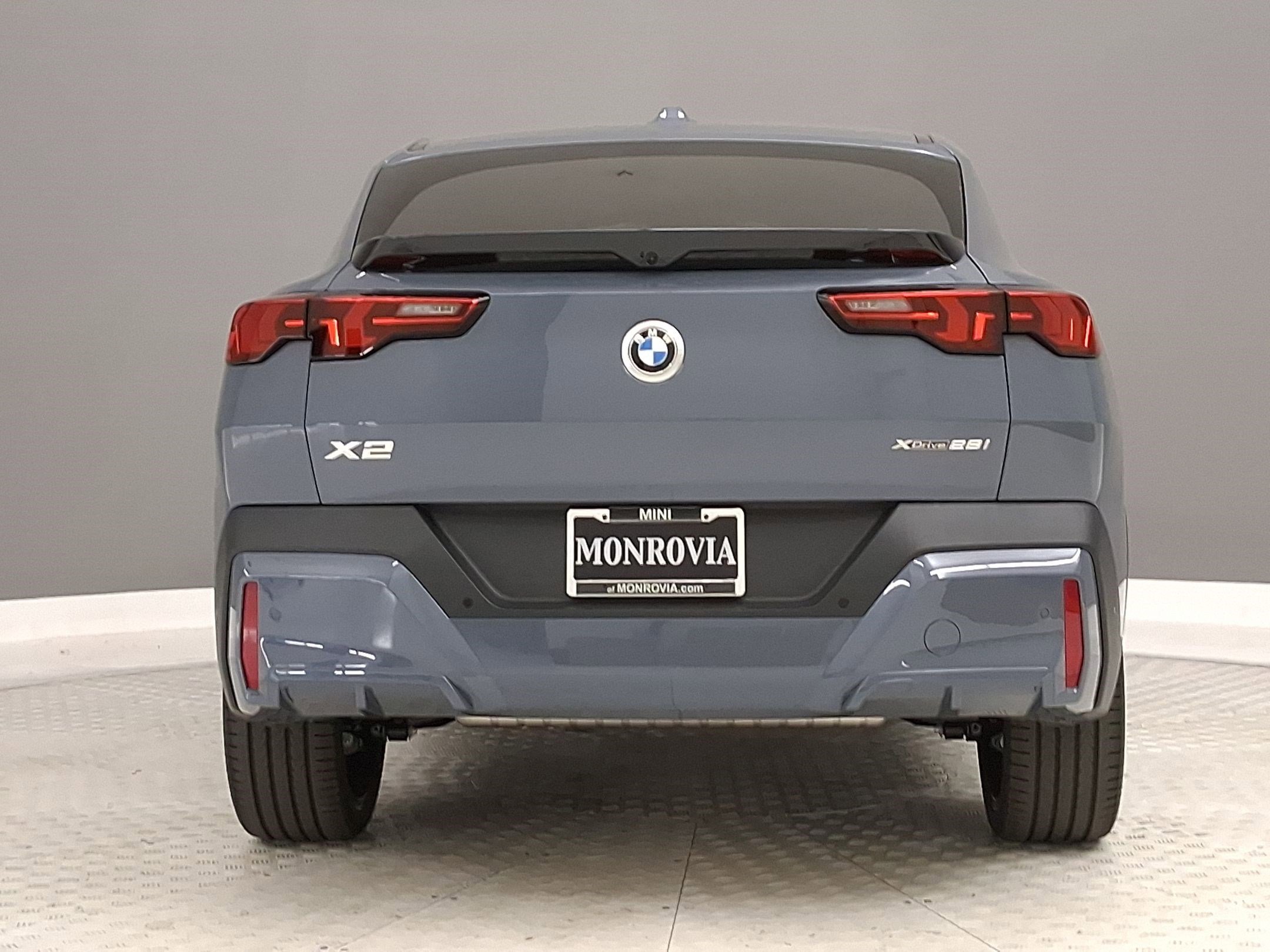 New 2026 BMW X2 xDrive28i w/ Convenience Package image 8
