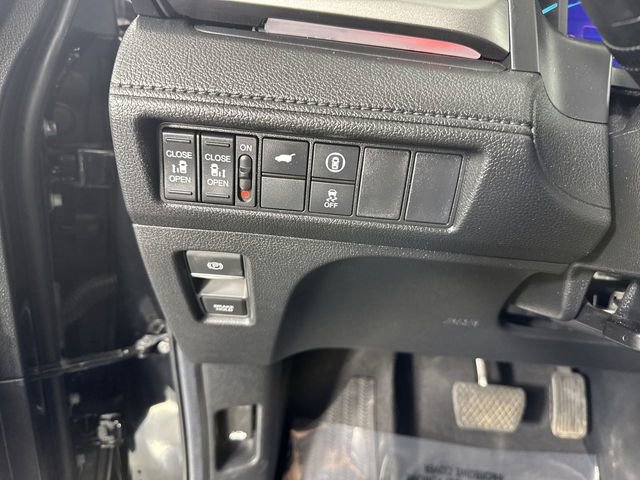 Certified 2024 Honda Odyssey Sport image 16