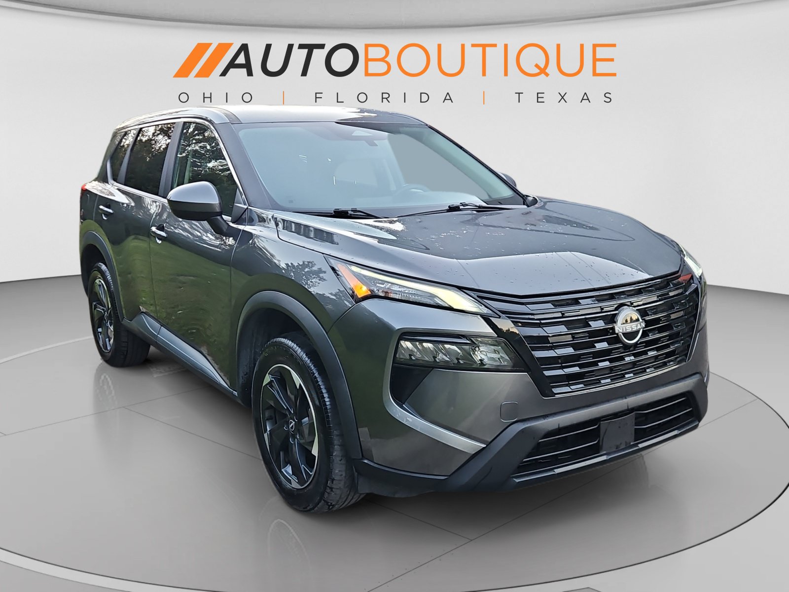 Used 2025 Nissan Rogue SV AWD/4WD image 7