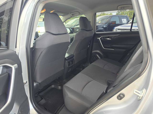 Used 2020 Toyota RAV4 XLE w/ All Weather Liner Package AWD/4WD image 12