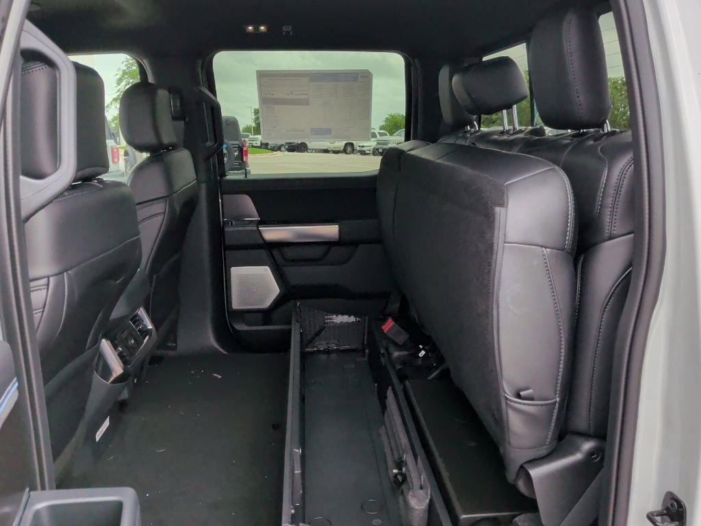New 2026 Ford F250 Platinum image 41
