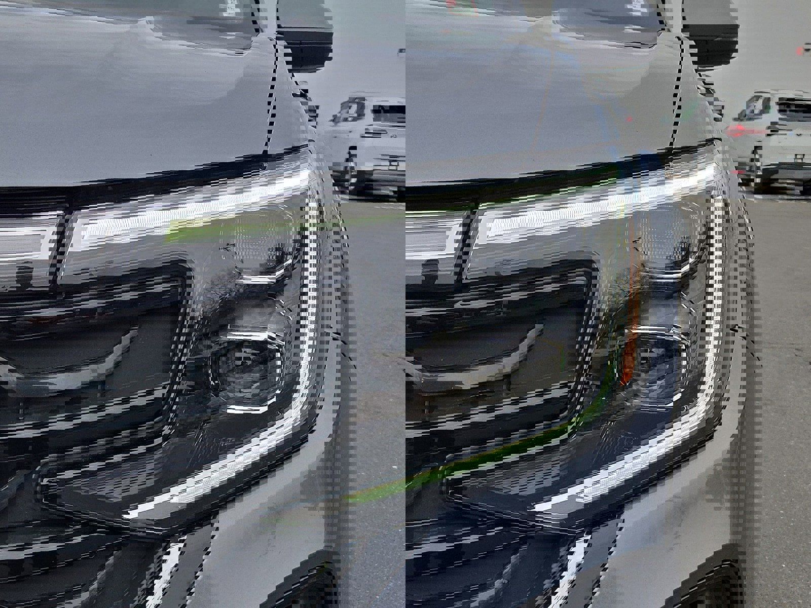 Used 2024 Volkswagen Atlas Cross Sport SE image 10