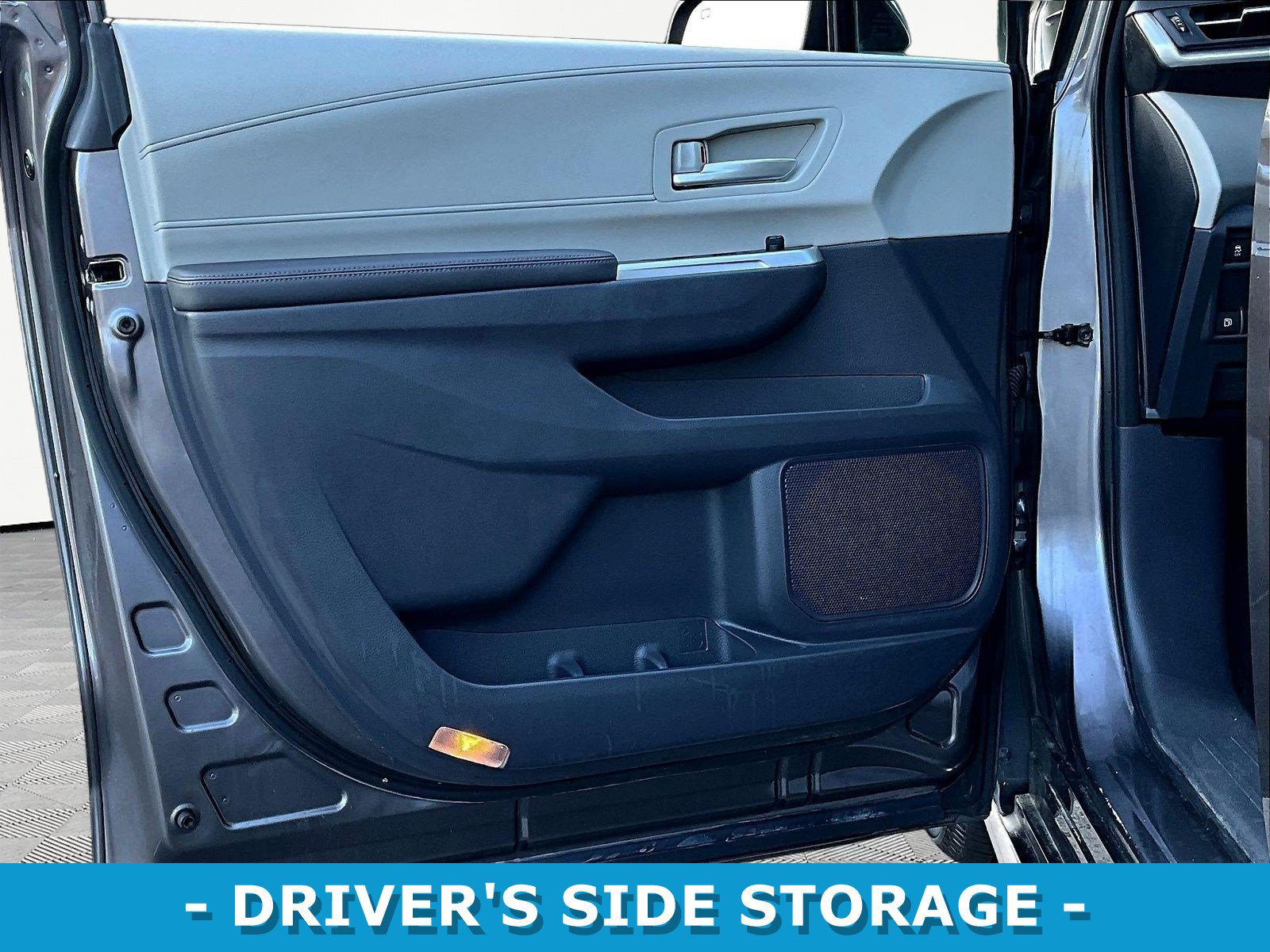 Used 2021 Toyota Sienna XLE FWD image 19