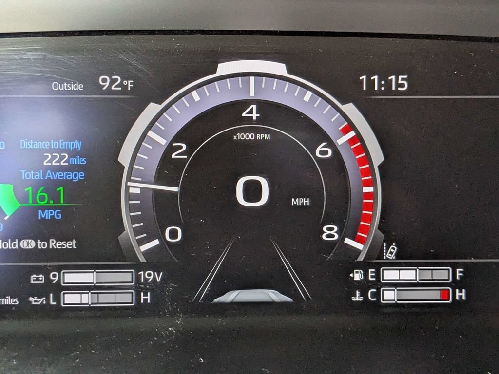 Used 2022 Toyota Tundra Platinum RWD image 26
