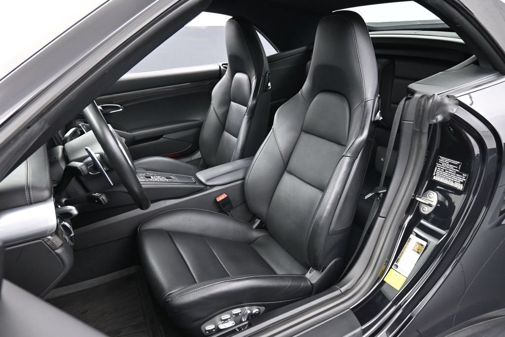 Certified 2016 Porsche 911 Turbo S AWD/4WD image 5