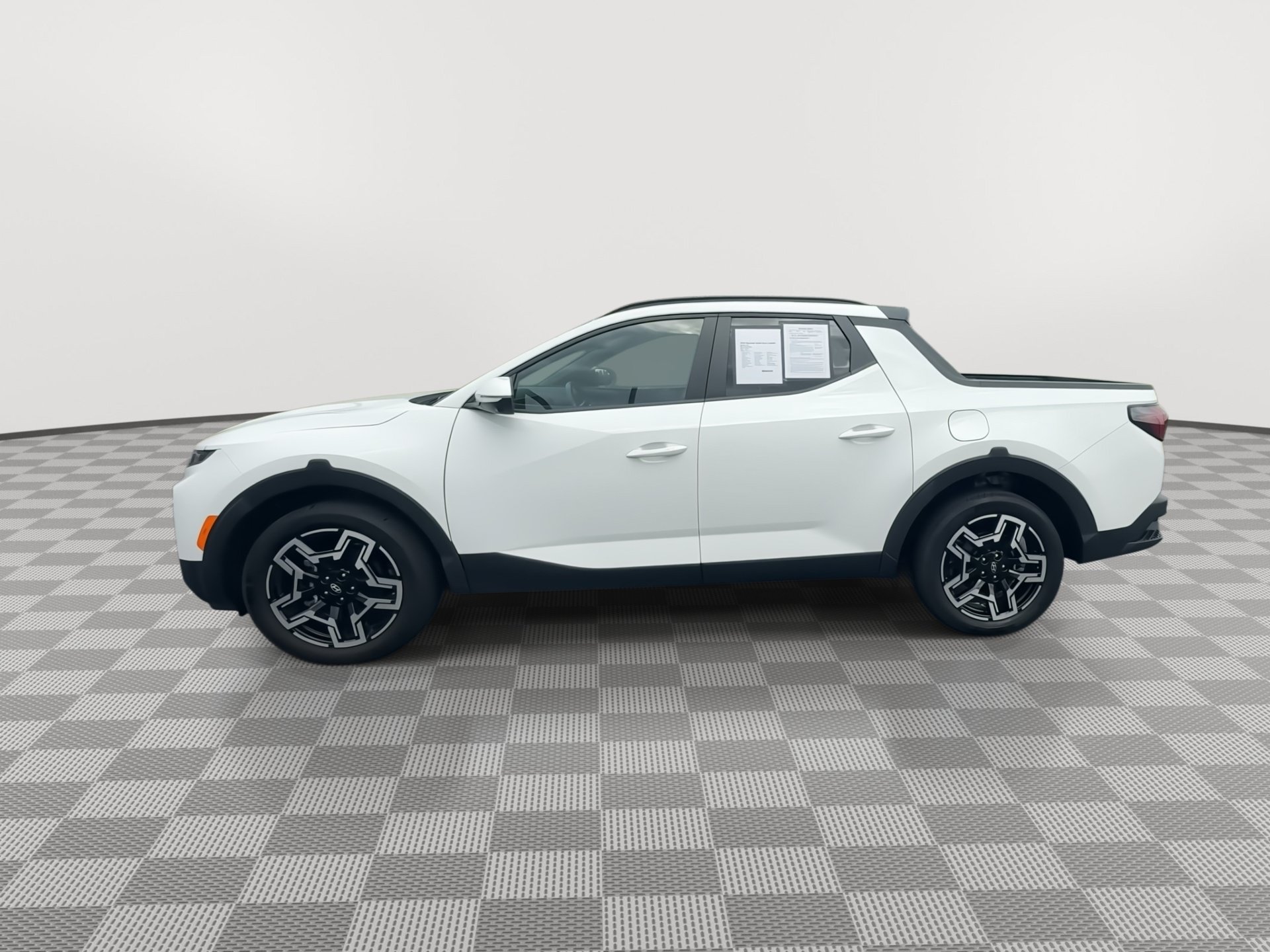 Used 2025 Hyundai Santa Cruz Limited AWD/4WD image 5